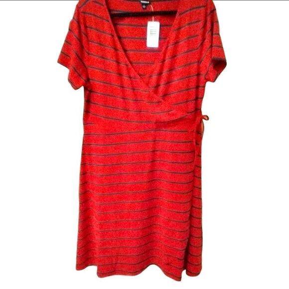 Torrid Women's New Plus Size Stripped Wrap Dress. - Picture 11 of 14